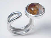 ZWISCHENRING (IN-BETWEENER)