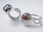 ZWISCHENRING (IN-BETWEENER)