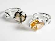 ZWISCHENRING (IN-BETWEENER)