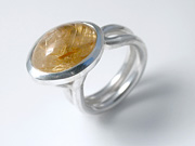 ZWISCHENRING (IN-BETWEENER)